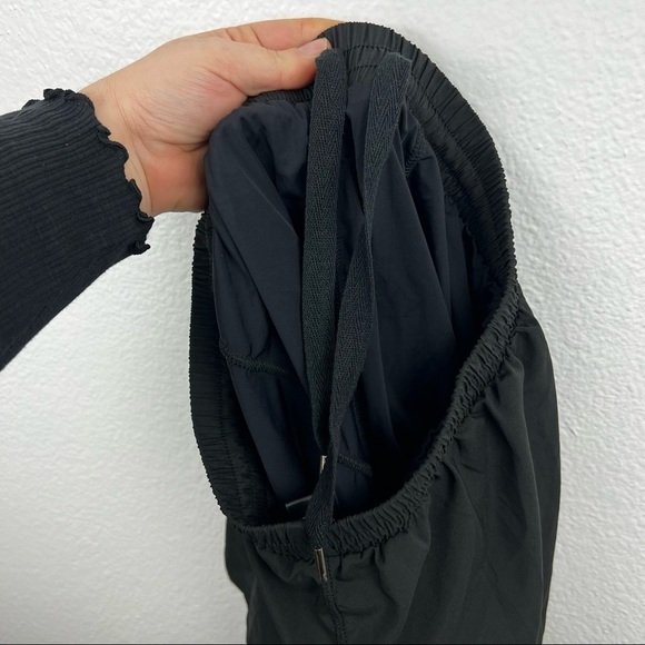 BARRY’S BOOTCAMP Athletic Shorts with Liner Shorts, Black, 6” Inseam, Size Small - Picture 5 of 9